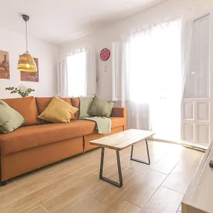 apartamentos-centro-nerja-marimel-canovas.es-andalucia.com/