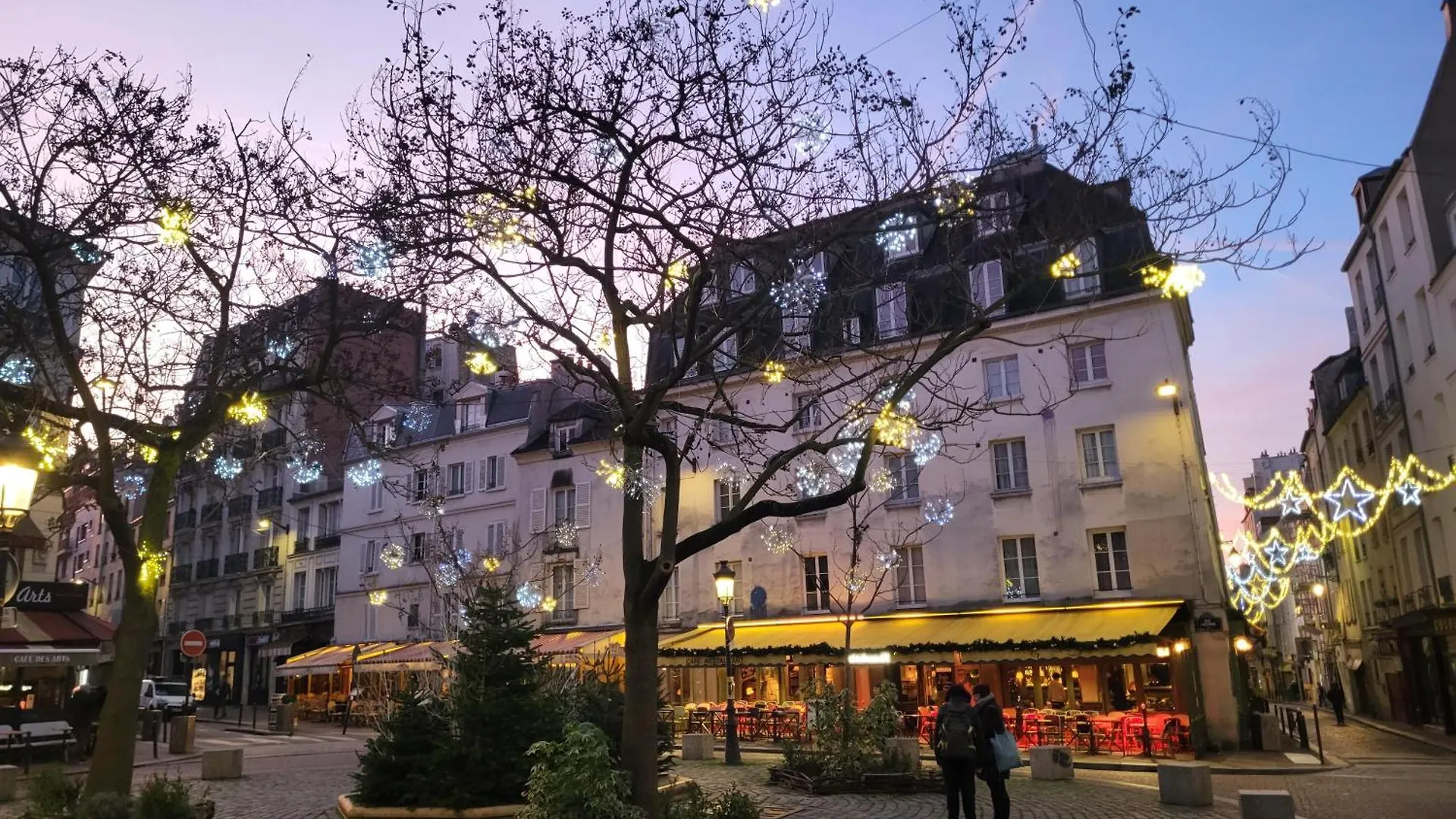 Rue Mouffetard Apartment Paris France